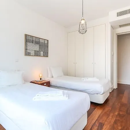 Alcantara Lovely With Balcony 2 Bdr With Ac Apartman