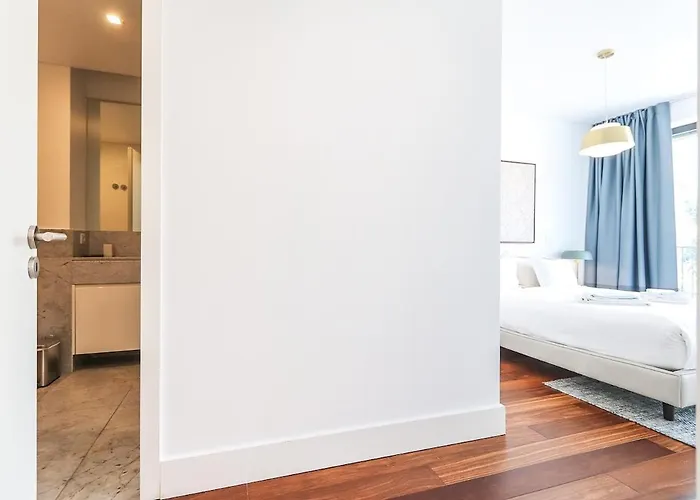 Appartement Alcantara Lovely With Balcony 2 Bdr With Ac Lisboa