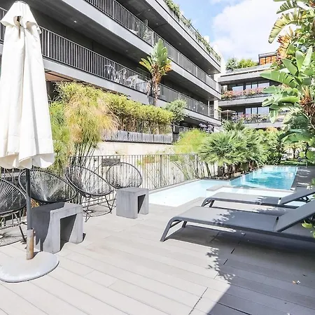 Alcantara Lovely With Balcony 2 Bdr With Ac