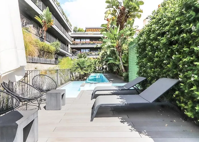 Alcantara Lovely With Balcony 2 Bdr With Ac Apartament
