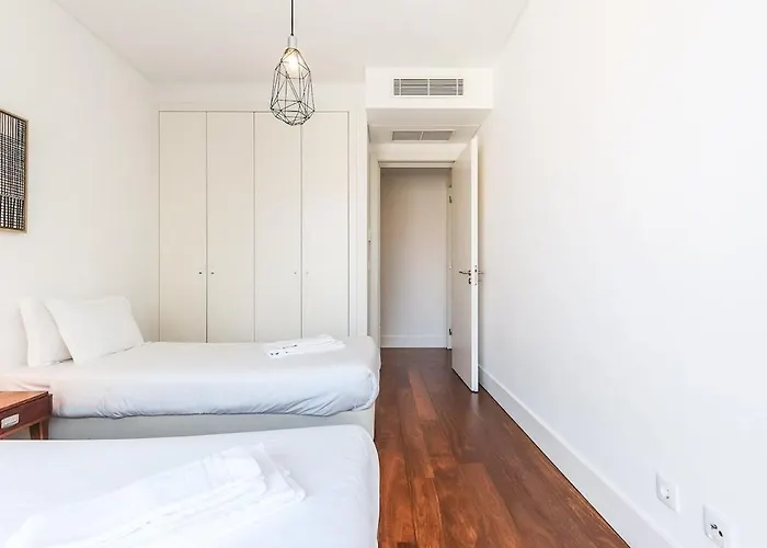 Apartament Alcantara Lovely With Balcony 2 Bdr With Ac